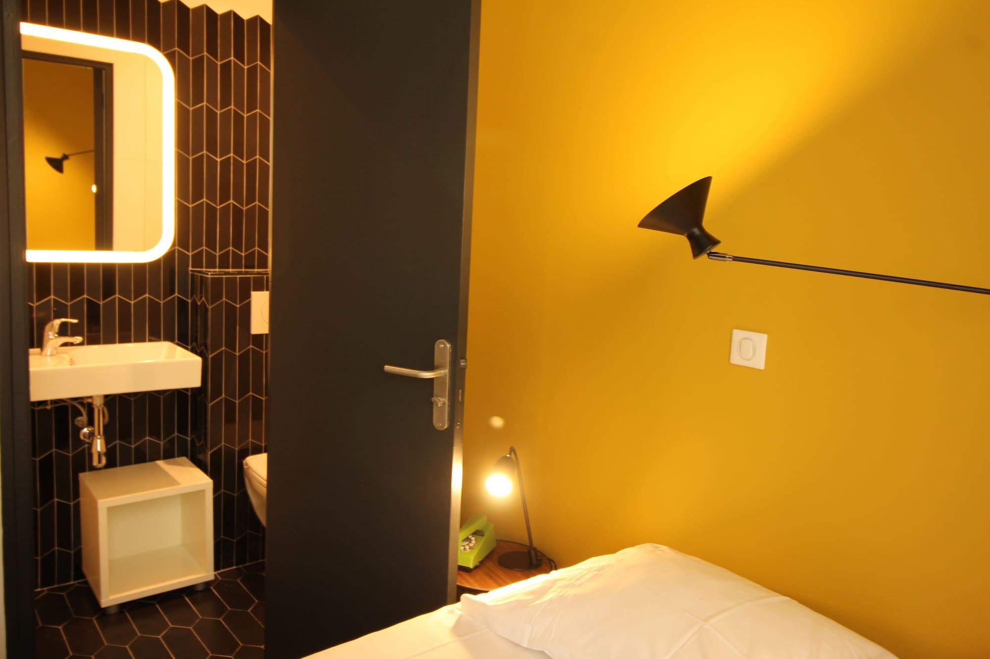 Hotel Alnea Кан Екстериор снимка
